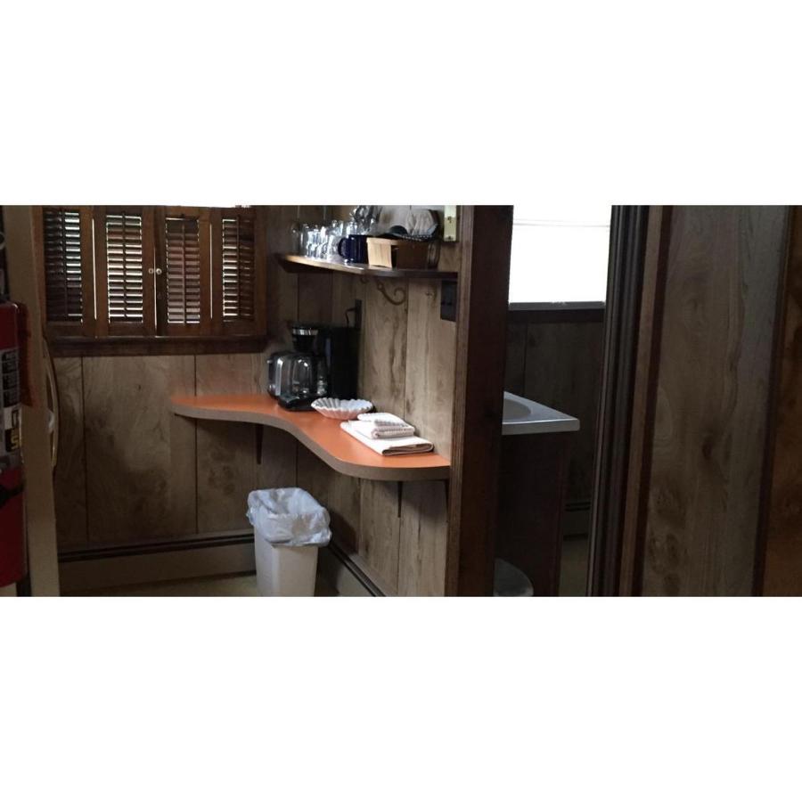 Interlake Rv Park & Campground Райнбек Екстериор снимка